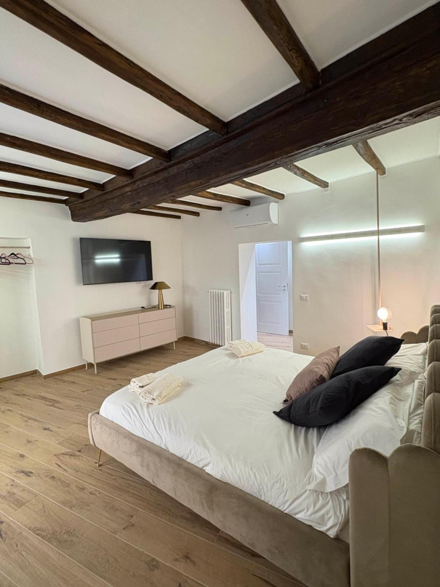 Corso Italia 111 Guest House Viterbo Exterior photo